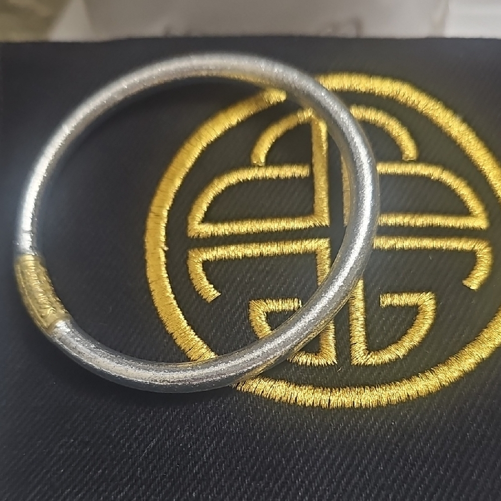 Elegant Silver Bangle Bracelet